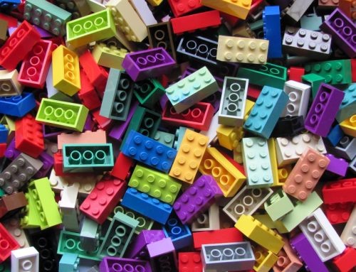 Den offisielle VM-pokalen lanseres i LEGO – salget starter i mars